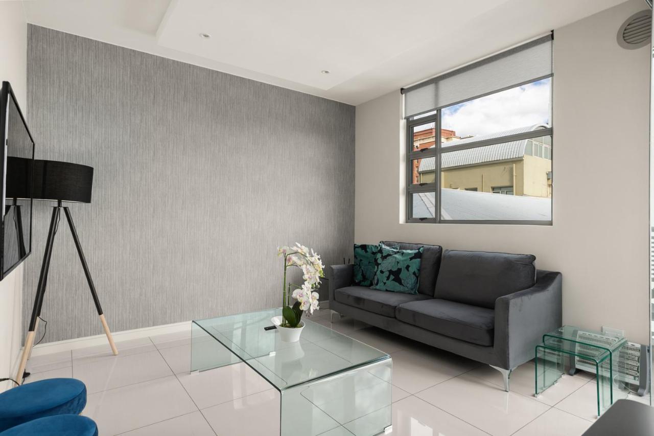 Easy Stay - The Median Rosebank โจฮันเนสเบิร์ก ภายนอก รูปภาพ