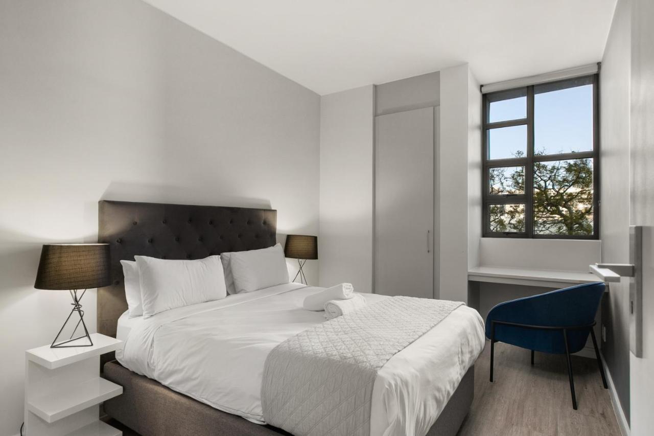 Easy Stay - The Median Rosebank โจฮันเนสเบิร์ก ภายนอก รูปภาพ