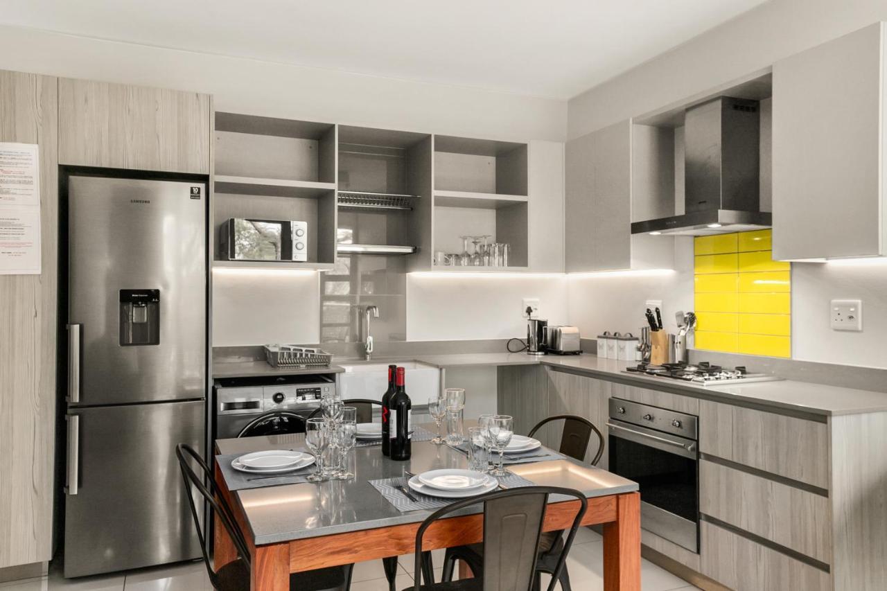 Easy Stay - The Median Rosebank โจฮันเนสเบิร์ก ภายนอก รูปภาพ