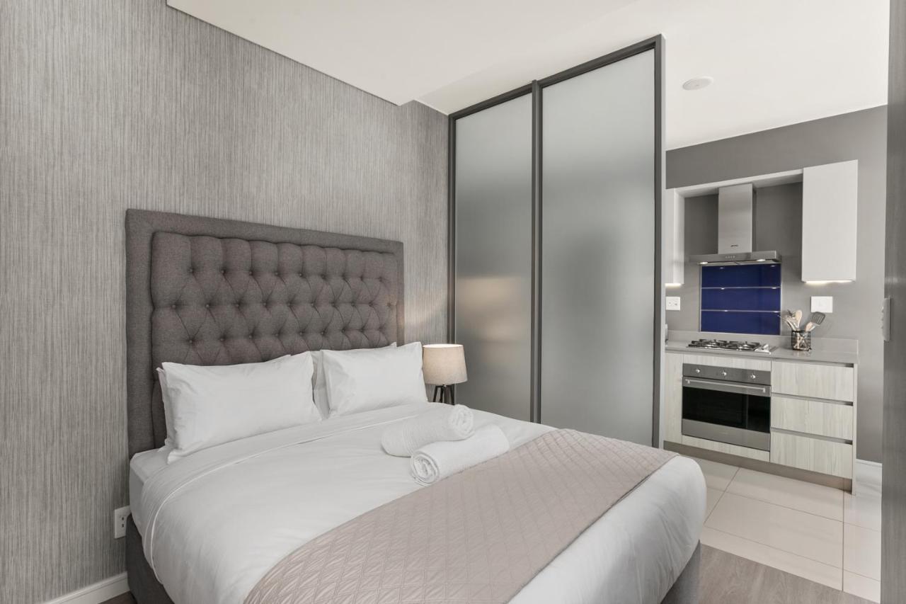Easy Stay - The Median Rosebank โจฮันเนสเบิร์ก ภายนอก รูปภาพ