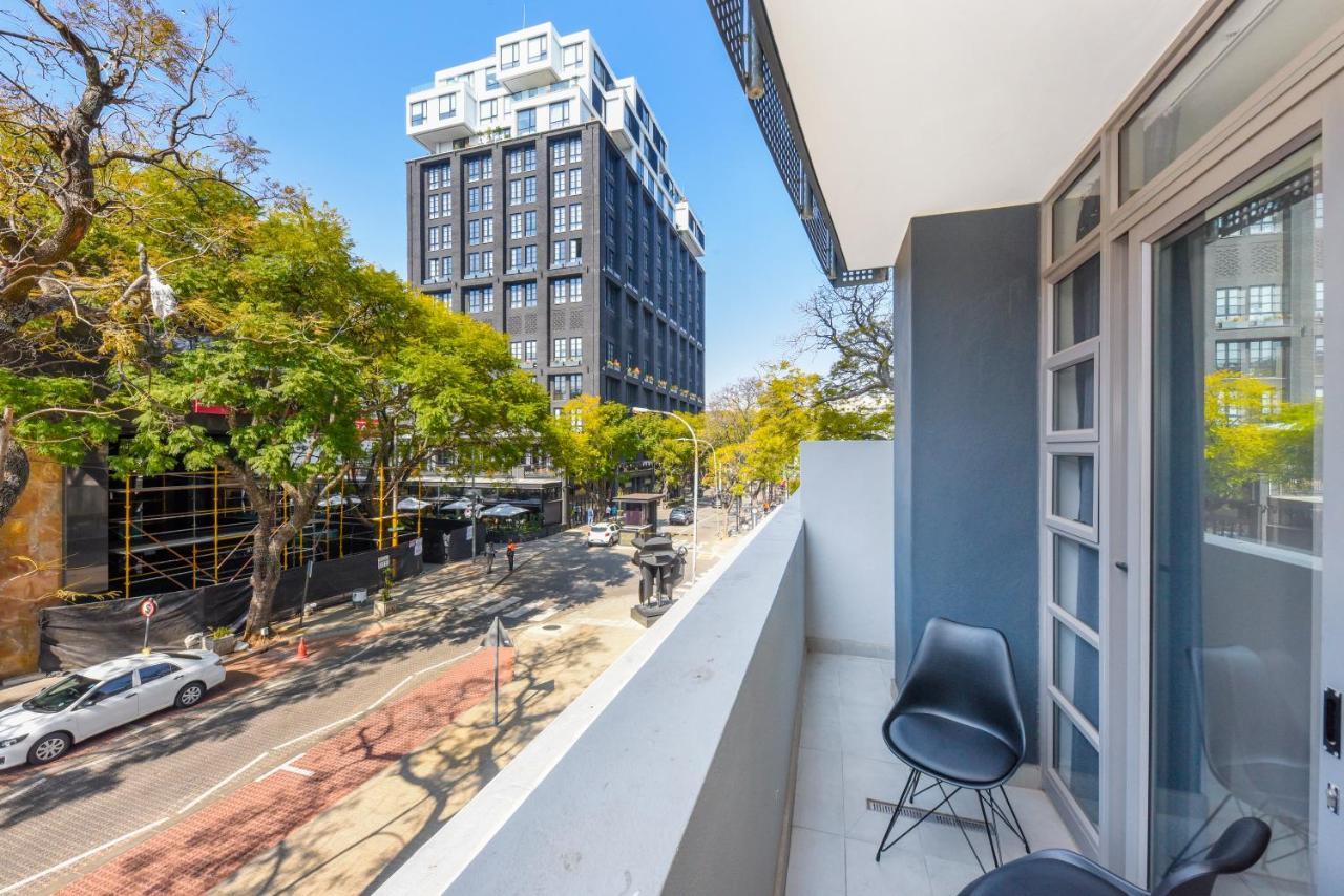 Easy Stay - The Median Rosebank โจฮันเนสเบิร์ก ภายนอก รูปภาพ