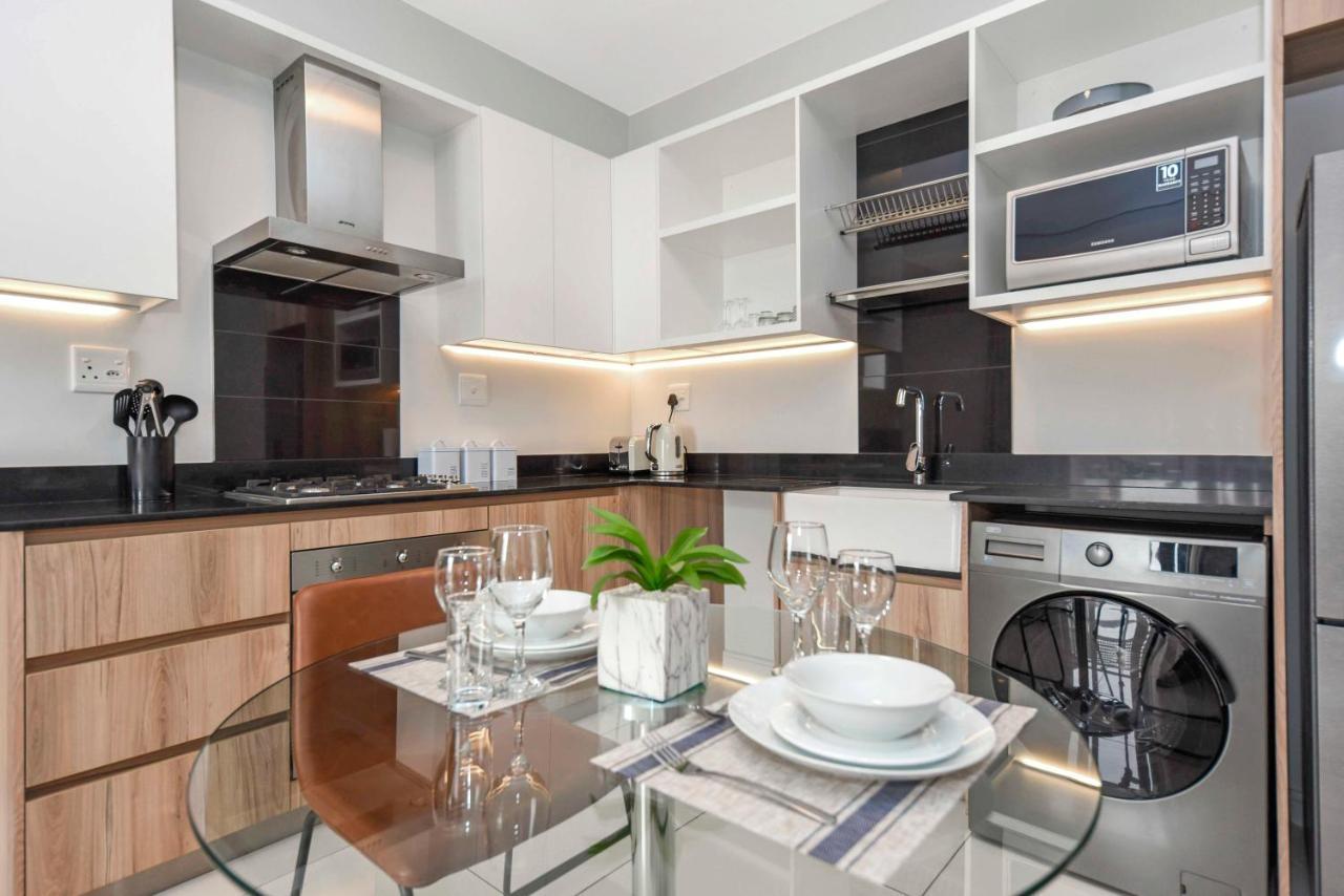 Easy Stay - The Median Rosebank โจฮันเนสเบิร์ก ภายนอก รูปภาพ