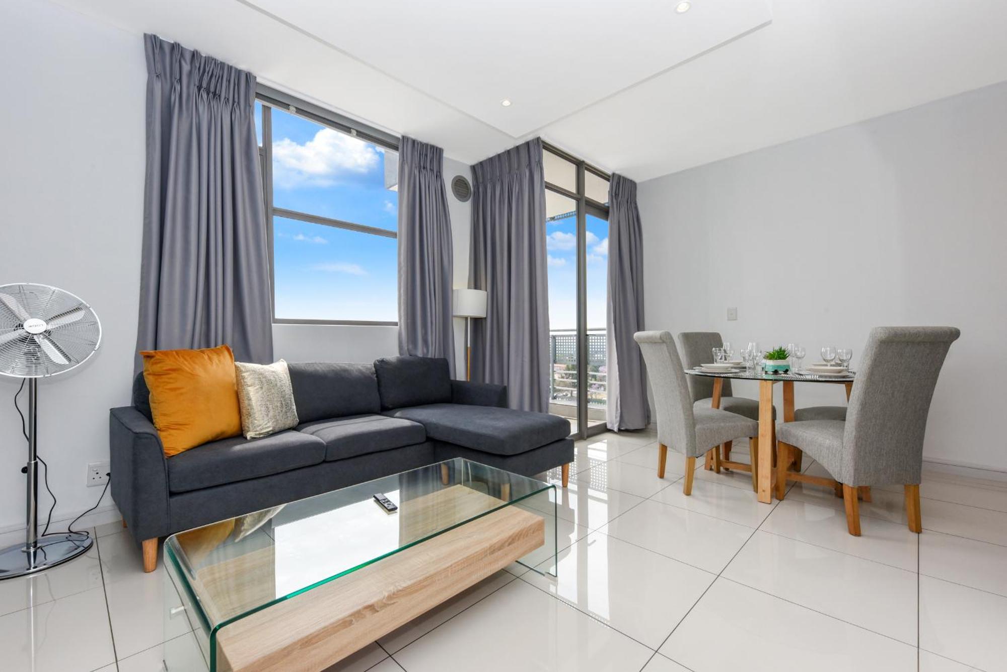 Easy Stay - The Median Rosebank โจฮันเนสเบิร์ก ภายนอก รูปภาพ